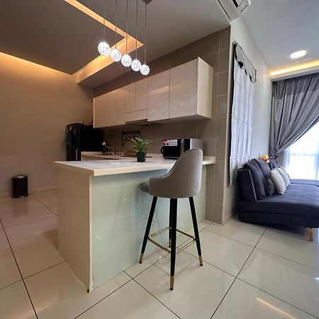 Takuro Homestay Petaling Jaya Exterior foto